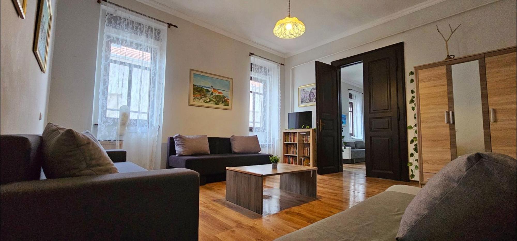 Artist Apartment Кестхей Экстерьер фото